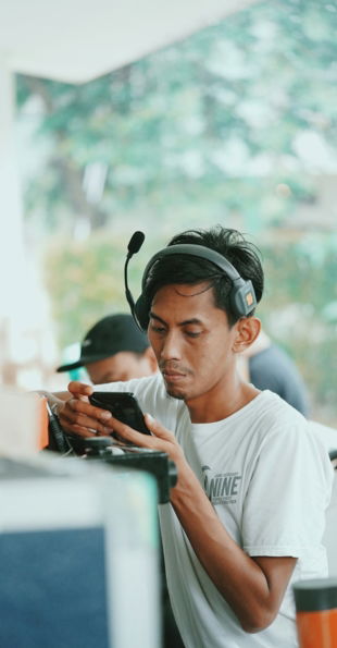 a man wearing headphones